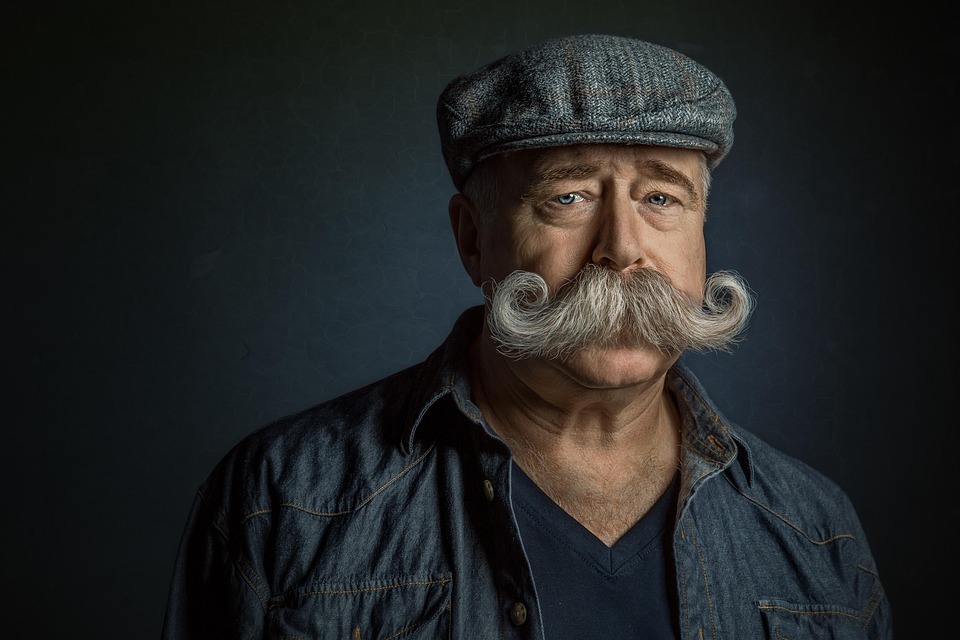 ترجمة ومعنى كلمة جنتل مان: الكشف عن مفهوم Gentleman